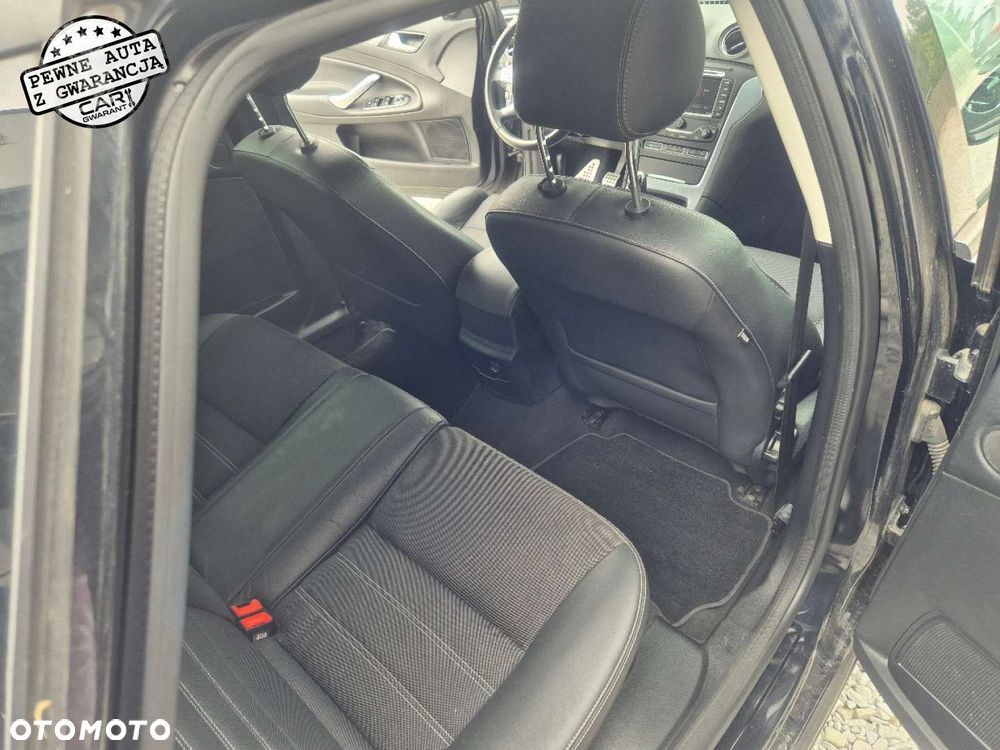 Ford Mondeo - 19