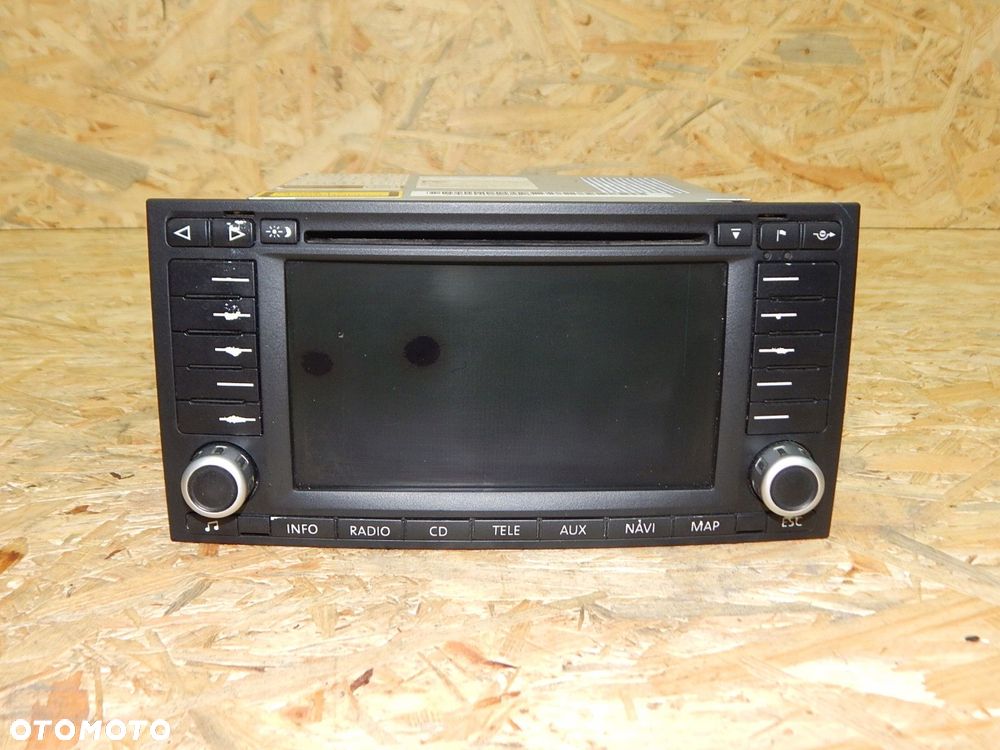 vw t5 multivan radio cd navi 7h0035191 uszkodzone - 1