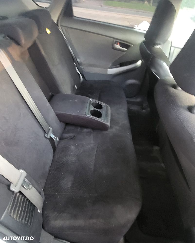 Toyota Prius HSD Luna - 12