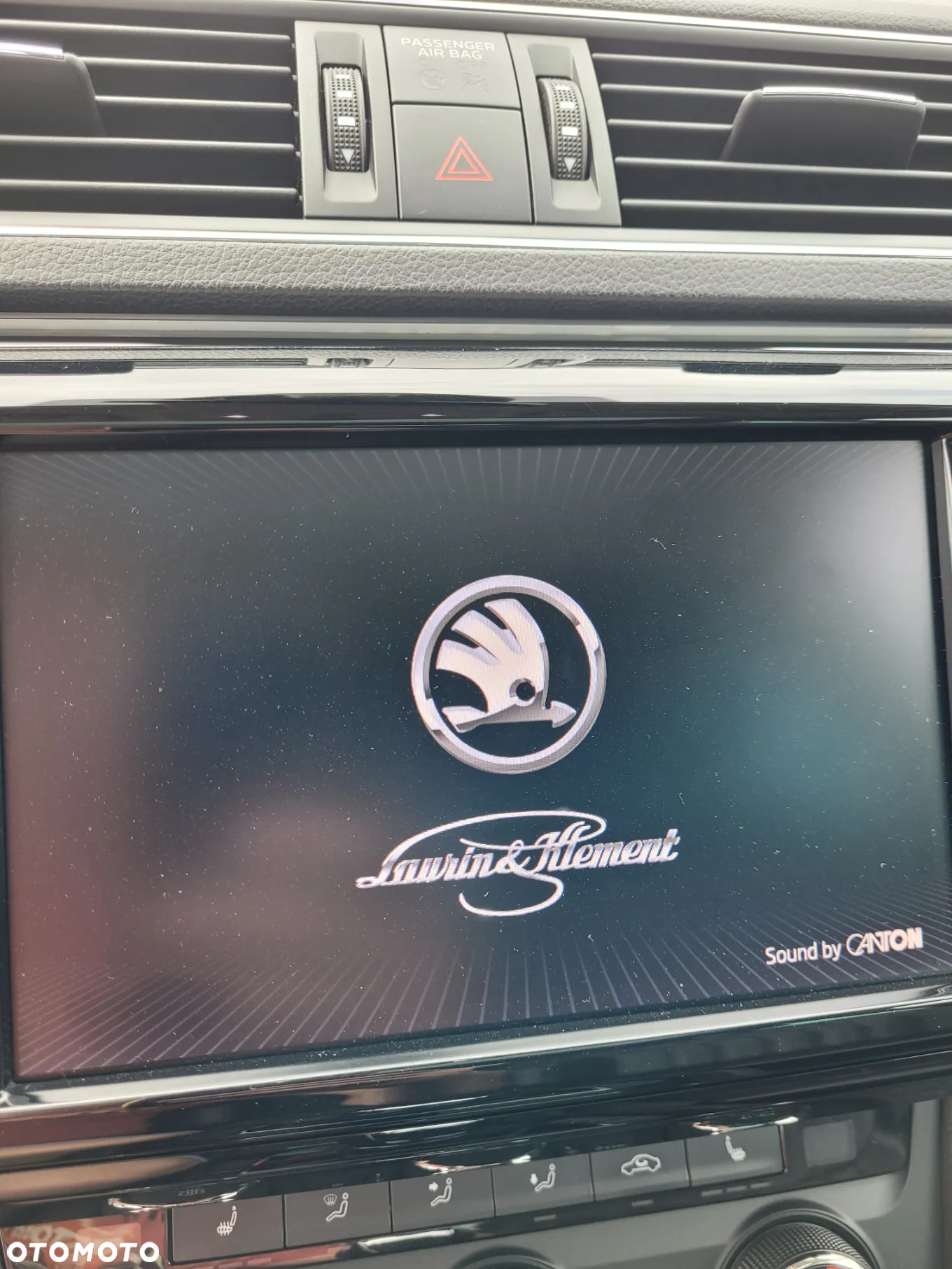 Skoda Superb 2.0 TDI L&K DSG - 15