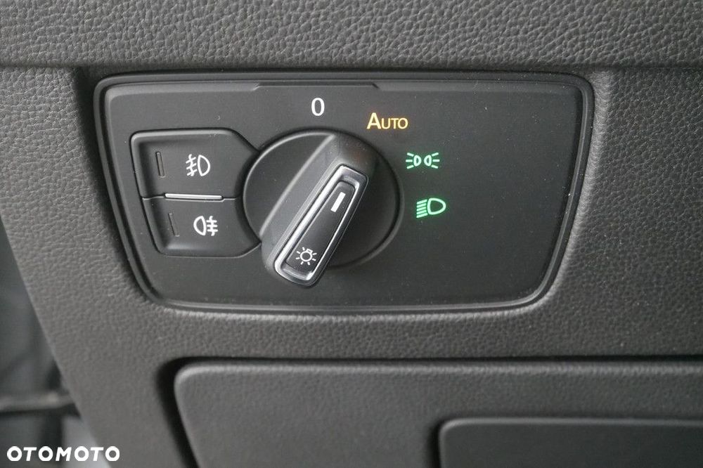 Volkswagen Passat Variant - 26