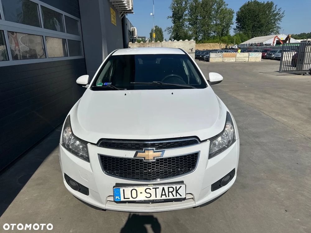 Chevrolet Cruze 1.8 LT - 8