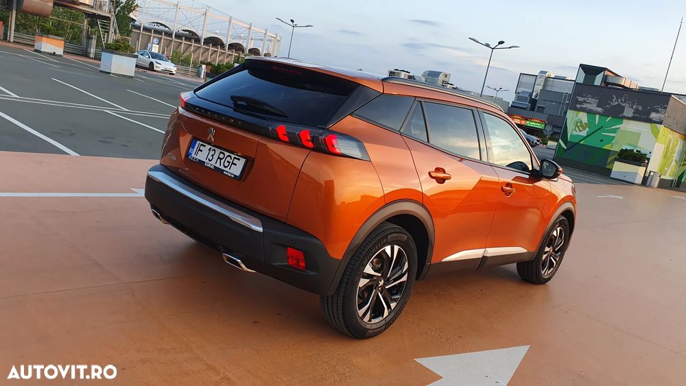 Peugeot 2008 1.2 PureTech EAT8 STT GT - 25