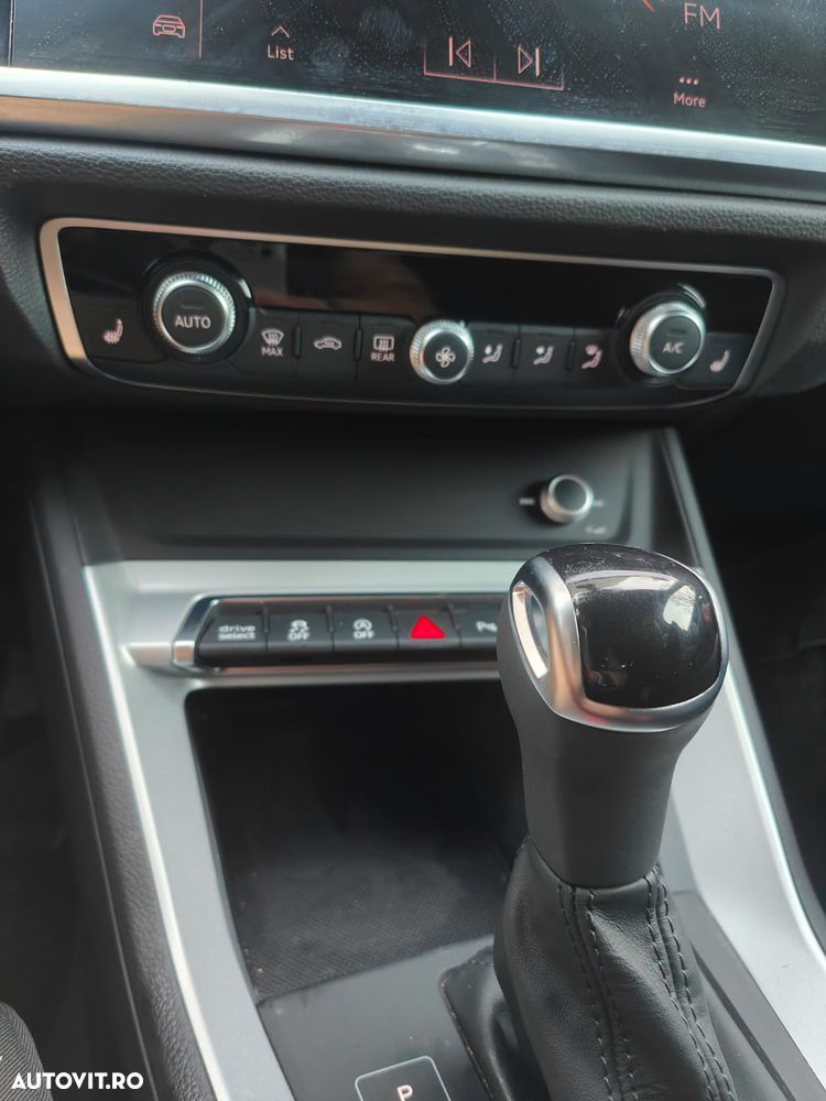 Audi Q3 35 TFSI S tronic - 6