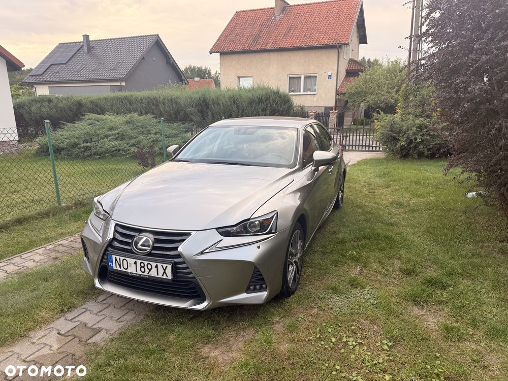 Lexus IS 200t / 300 Elegance - 1
