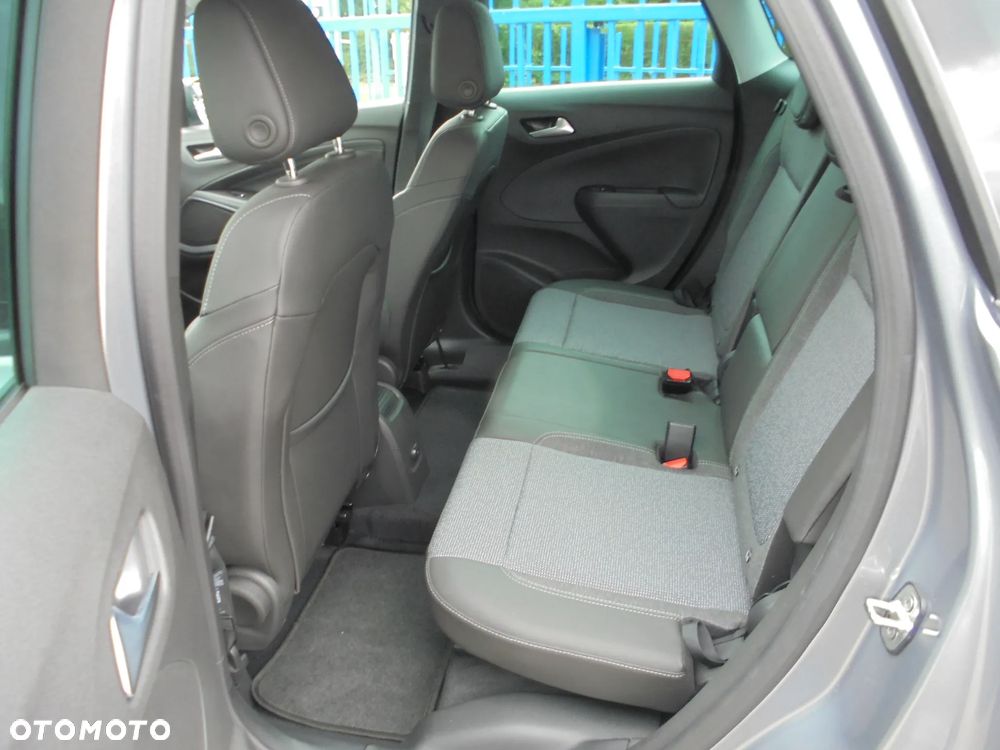 Opel Crossland X - 12