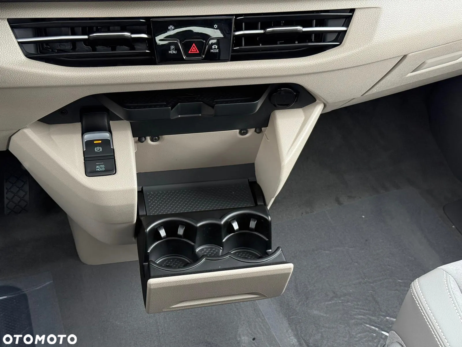 Volkswagen Multivan 1.5 eHybrid PHEV 4Motion L2 Edition DSG - 14
