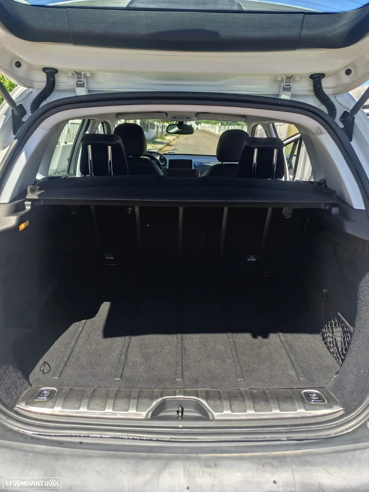 Peugeot 2008 1.2 PureTech Access - 7