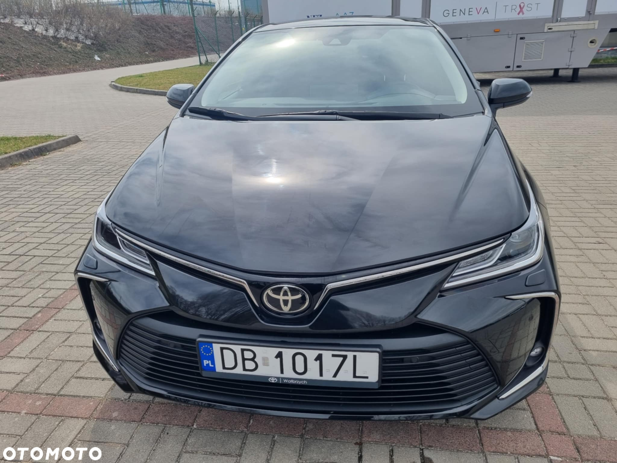 Toyota Corolla - 3