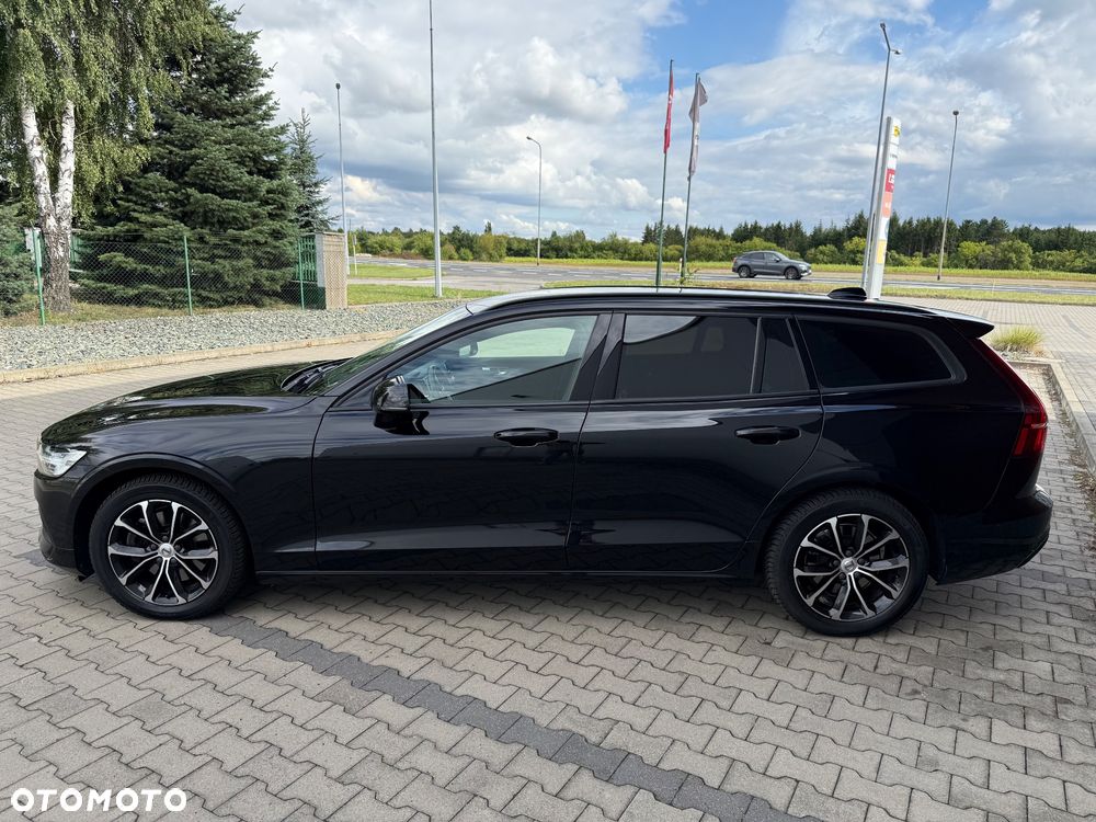 Volvo V60 B3 B DKG Momentum Pro - 3