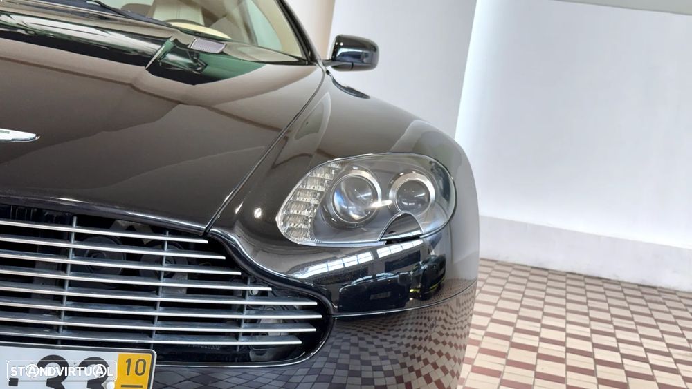 Aston Martin Vantage Roadster V8 Sportshift - 11