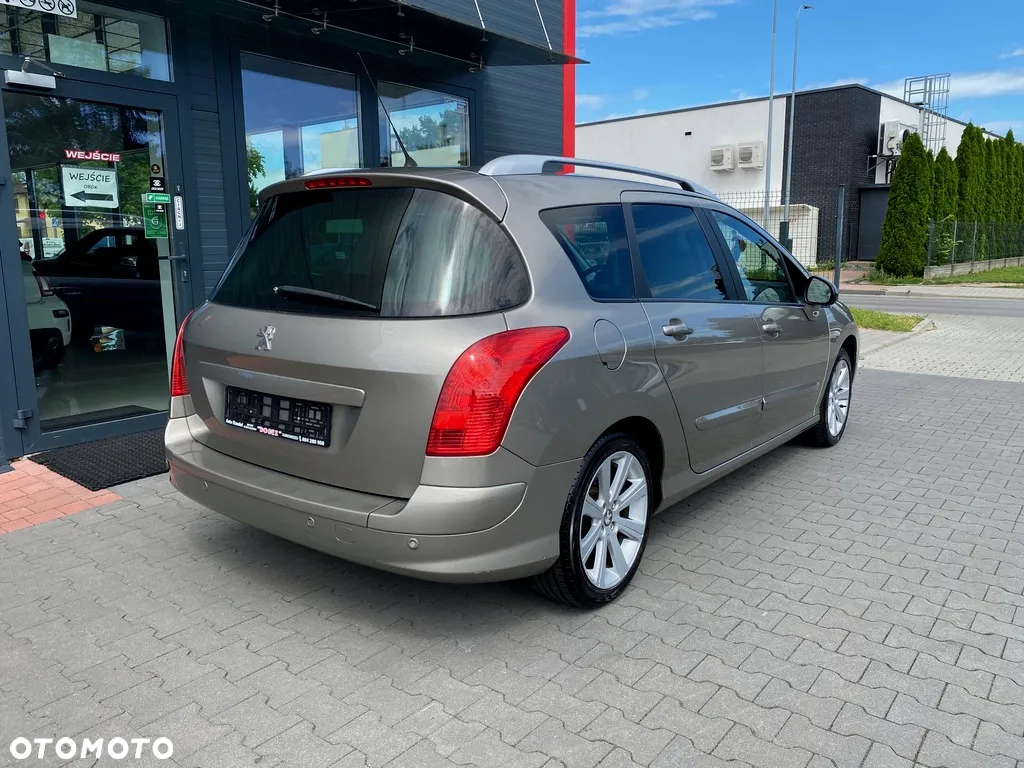 Peugeot 308 - 6