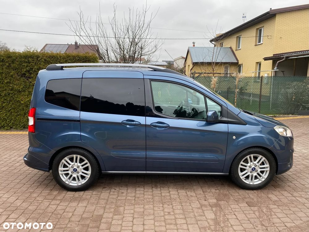 Ford Tourneo Courier 1.5 TDCi Titanium - 6