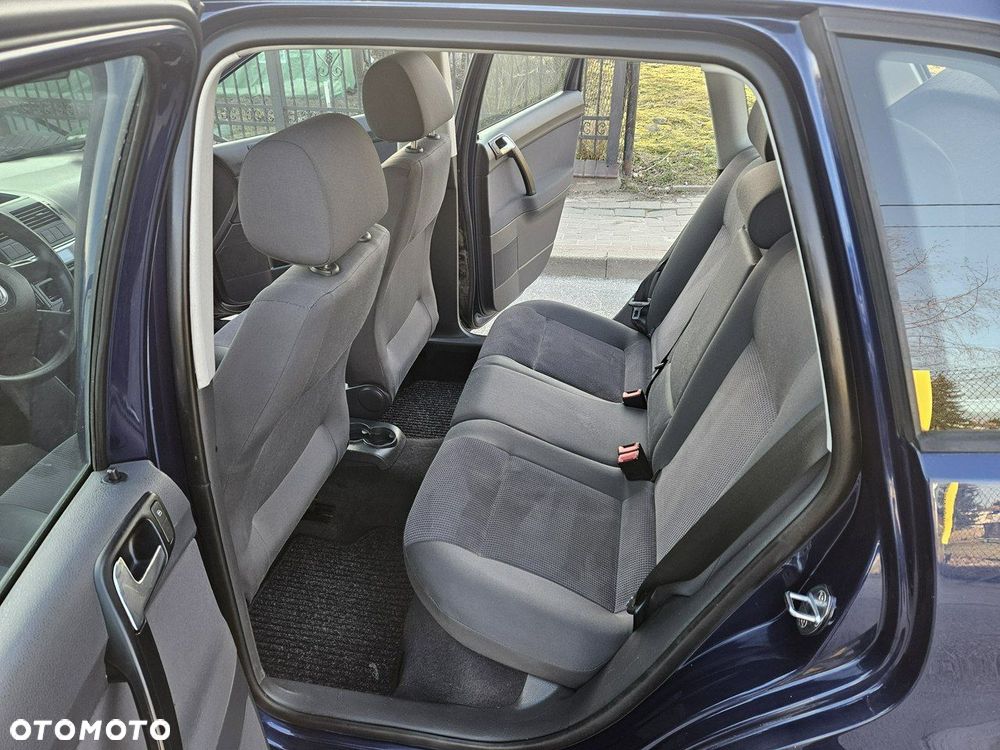 Volkswagen Polo 1.4 - 9