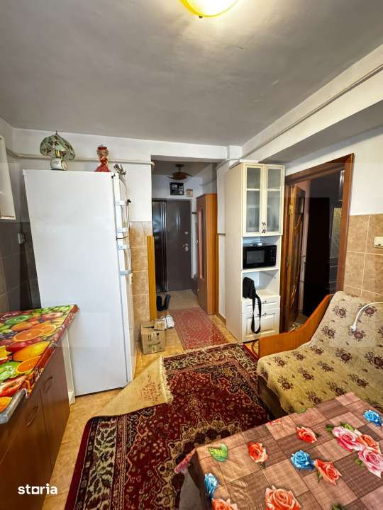 Apartament cu 2 camere, priveliste panoramica si balcon generos - Imagine principală: 4/5