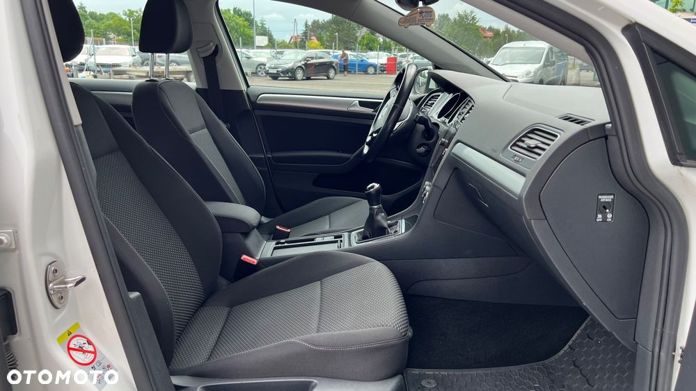 Volkswagen Golf 1.6 TDI BMT Comfortline - 14