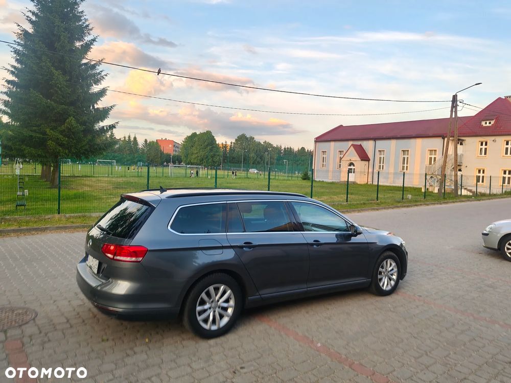 Volkswagen Passat 2.0 TDI (BlueMotion Technology) Comfortline - 6