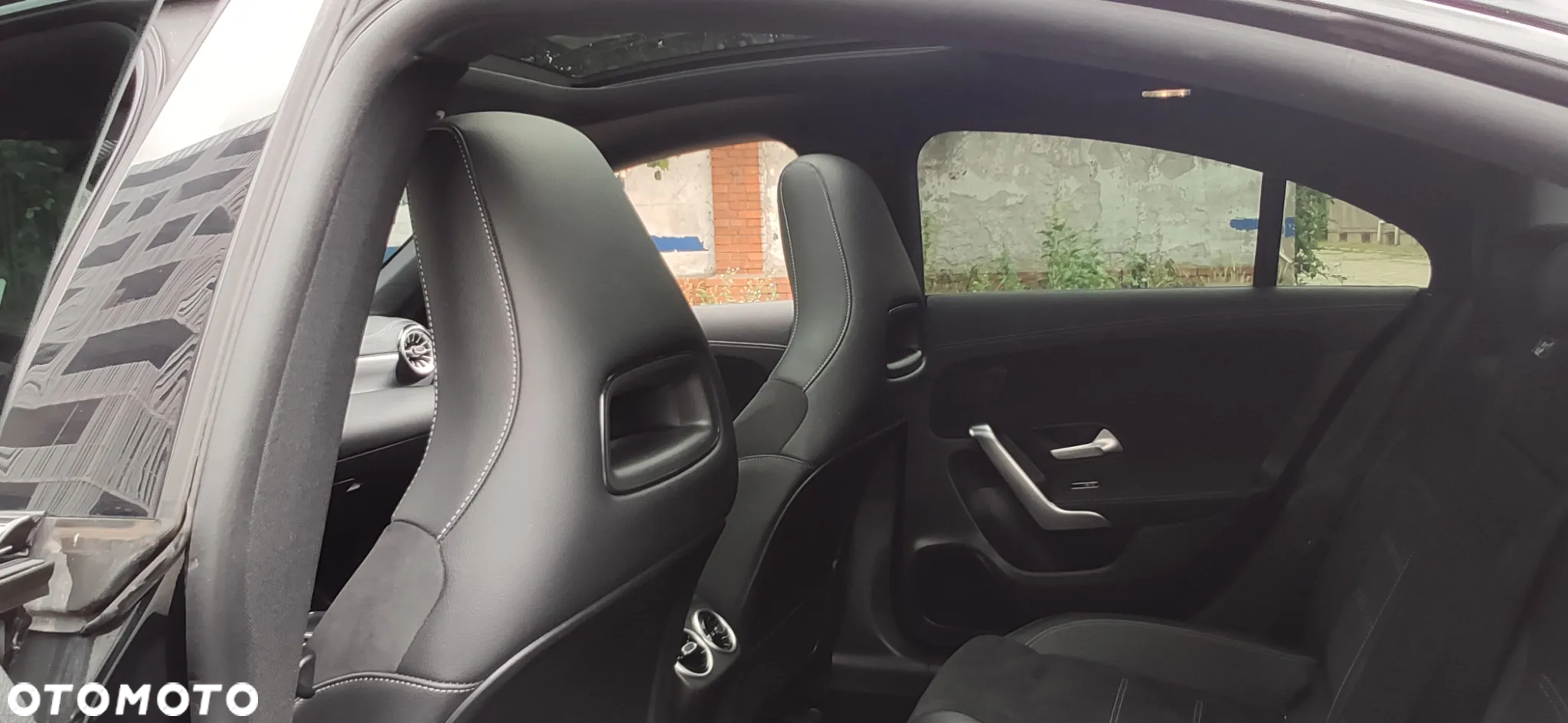 Mercedes-Benz CLA 200 AMG Line 7G-DCT - 28