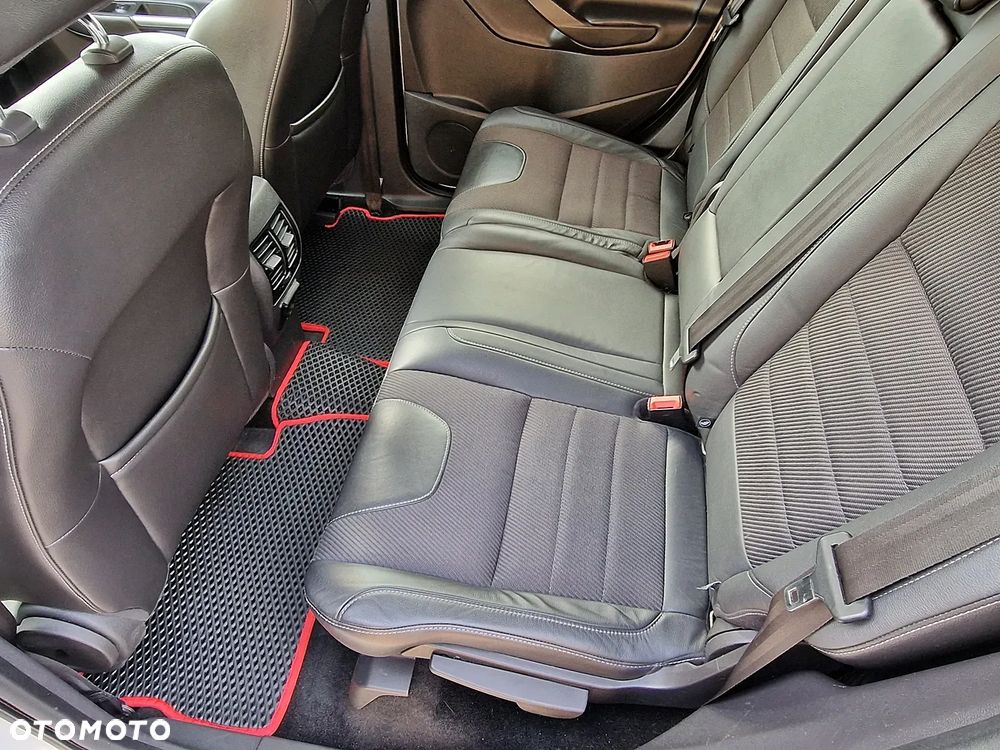 Ford Kuga 2.0 TDCi 4WD Titanium - 10