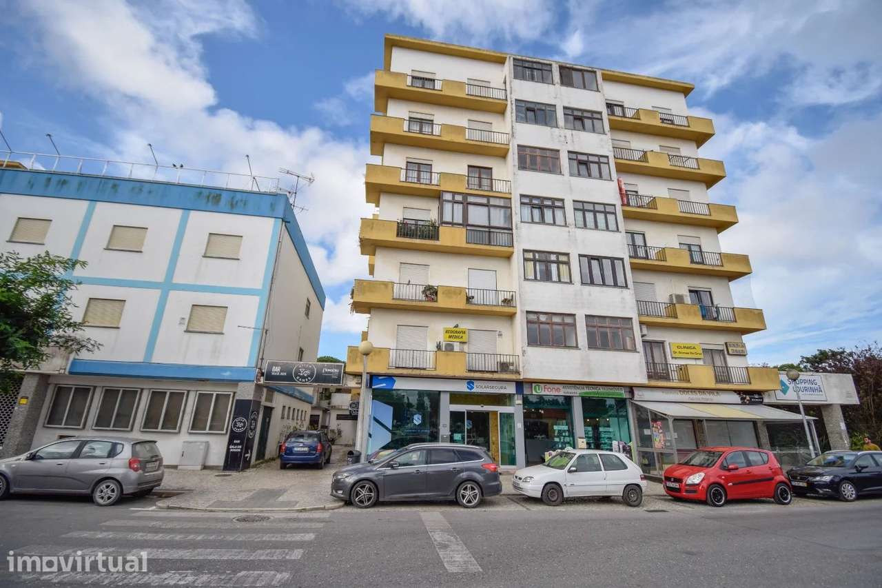 Oportunidade Única na Lourinhã: Venda de Espaço Comercial + Negócio pr - Grande imagem: 3/19