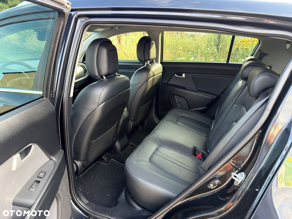 Kia Sportage 2.0 CRDI 4WD Automatik Vision - 23