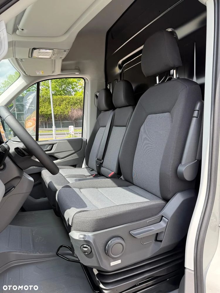 Volkswagen Crafter - 10