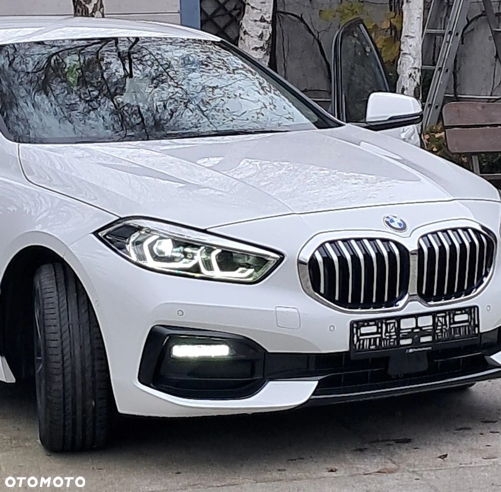 BMW Seria 1 118d ColorVision Edition sport - 31