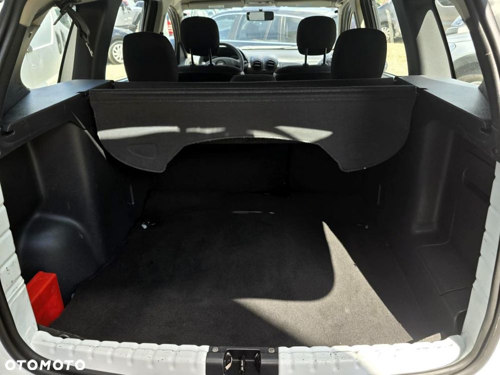 Dacia Duster 1.6 Euro5 - 27