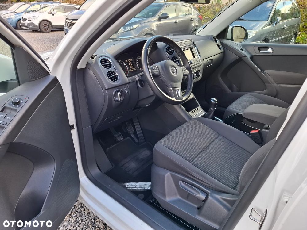 Volkswagen Tiguan - 9