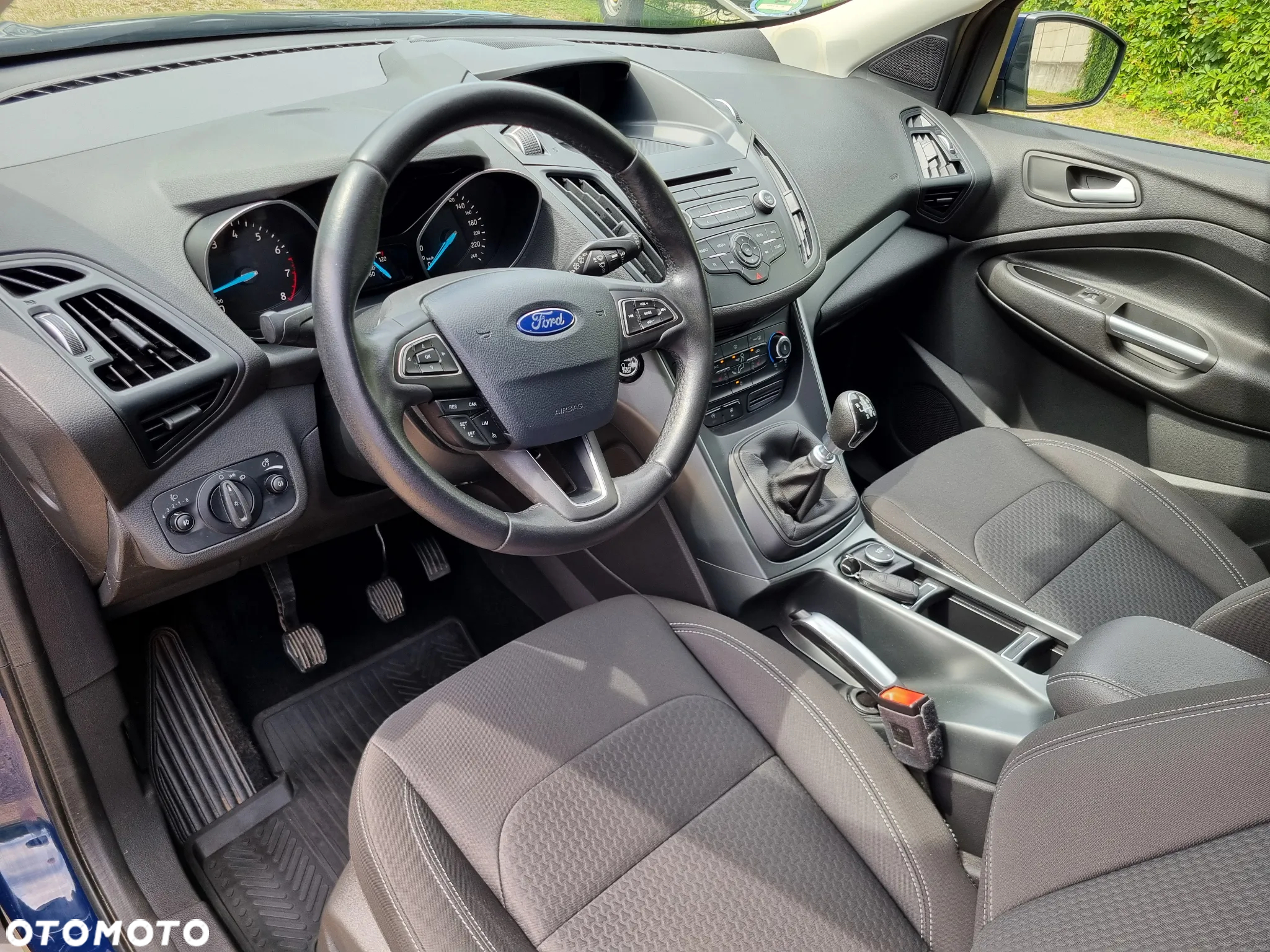 Ford Kuga 1.5 EcoBoost 2x4 Trend - 15