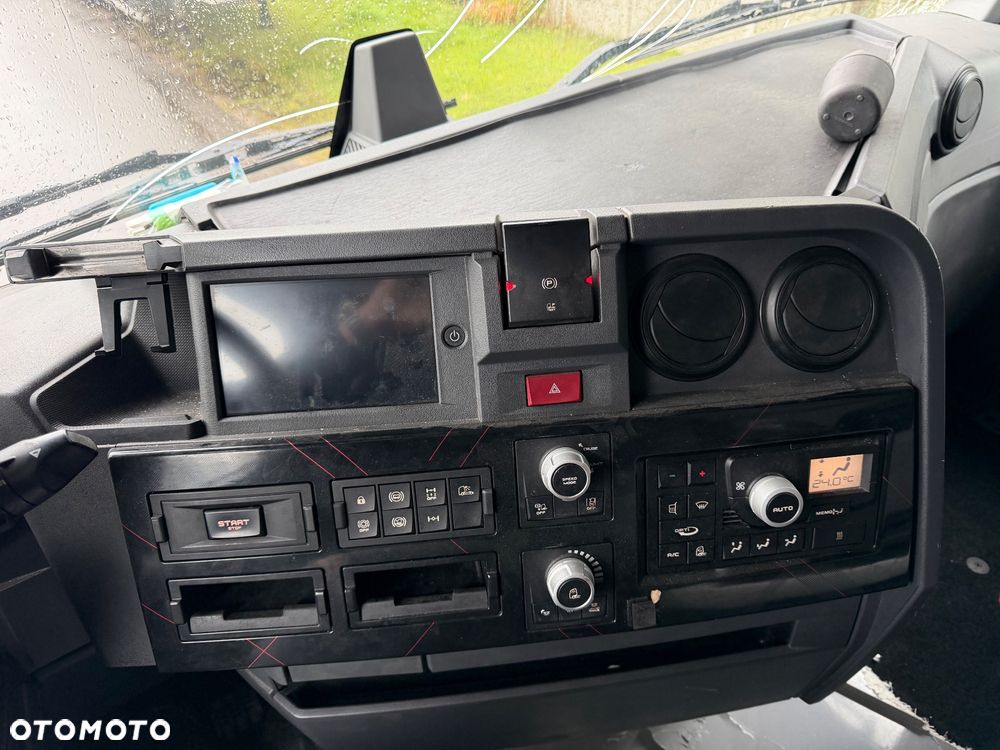 Renault T HIGH 520 - 11