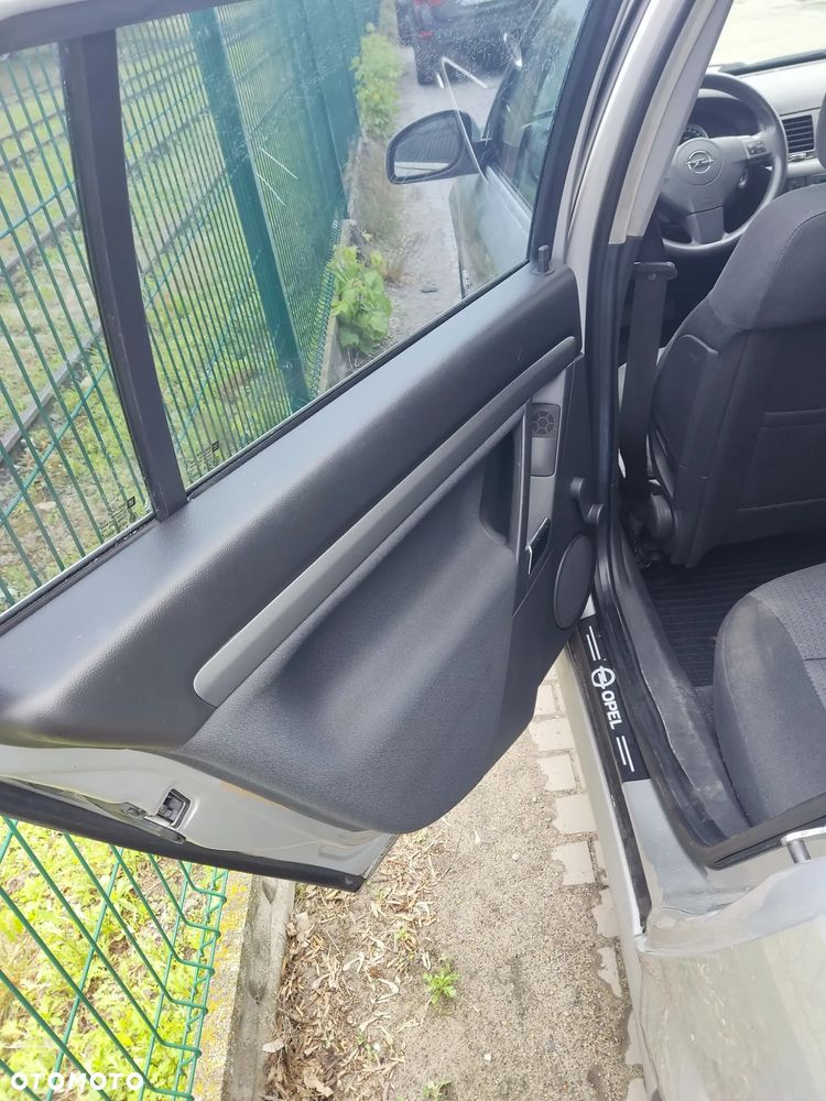 Opel Vectra - 12