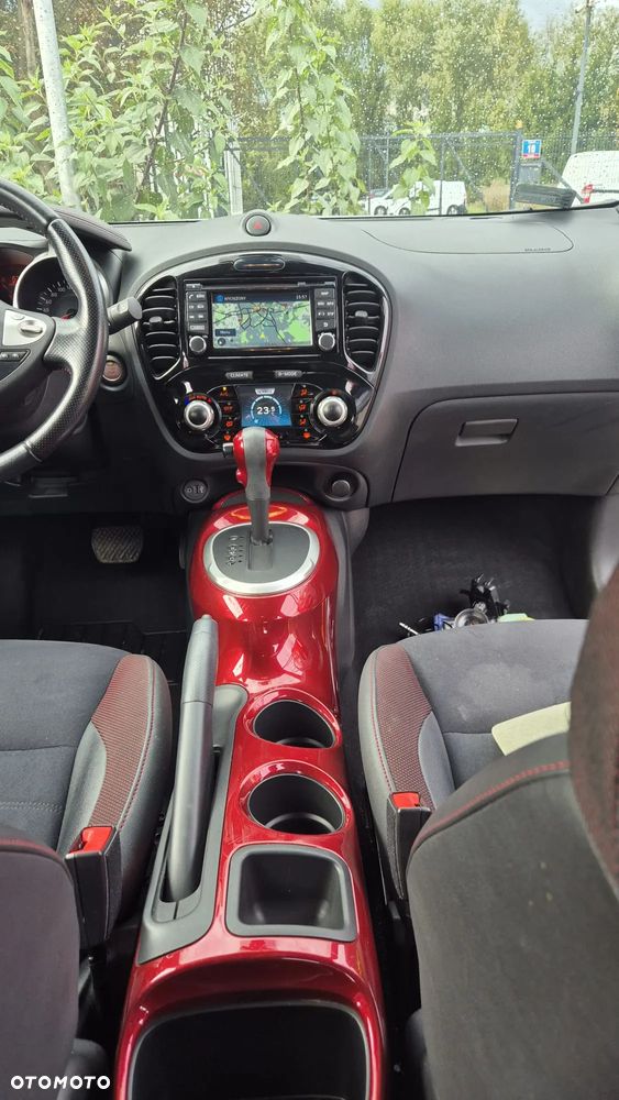 Nissan Juke 1.6 N-Connecta Xtronic EU6 - 11