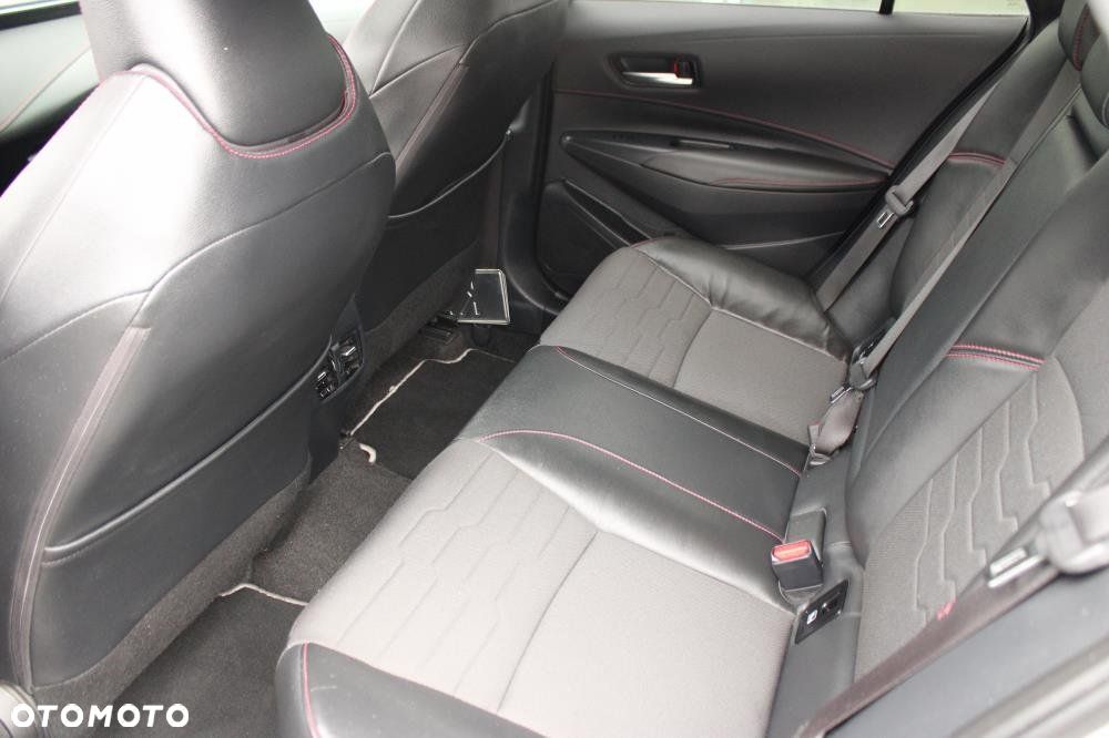 Toyota Corolla - 9