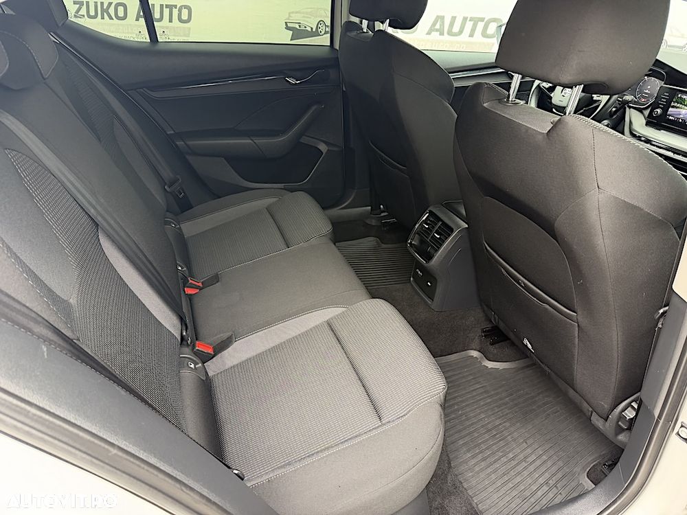 Skoda Octavia 2.0 TDI DSG Ambition - 7