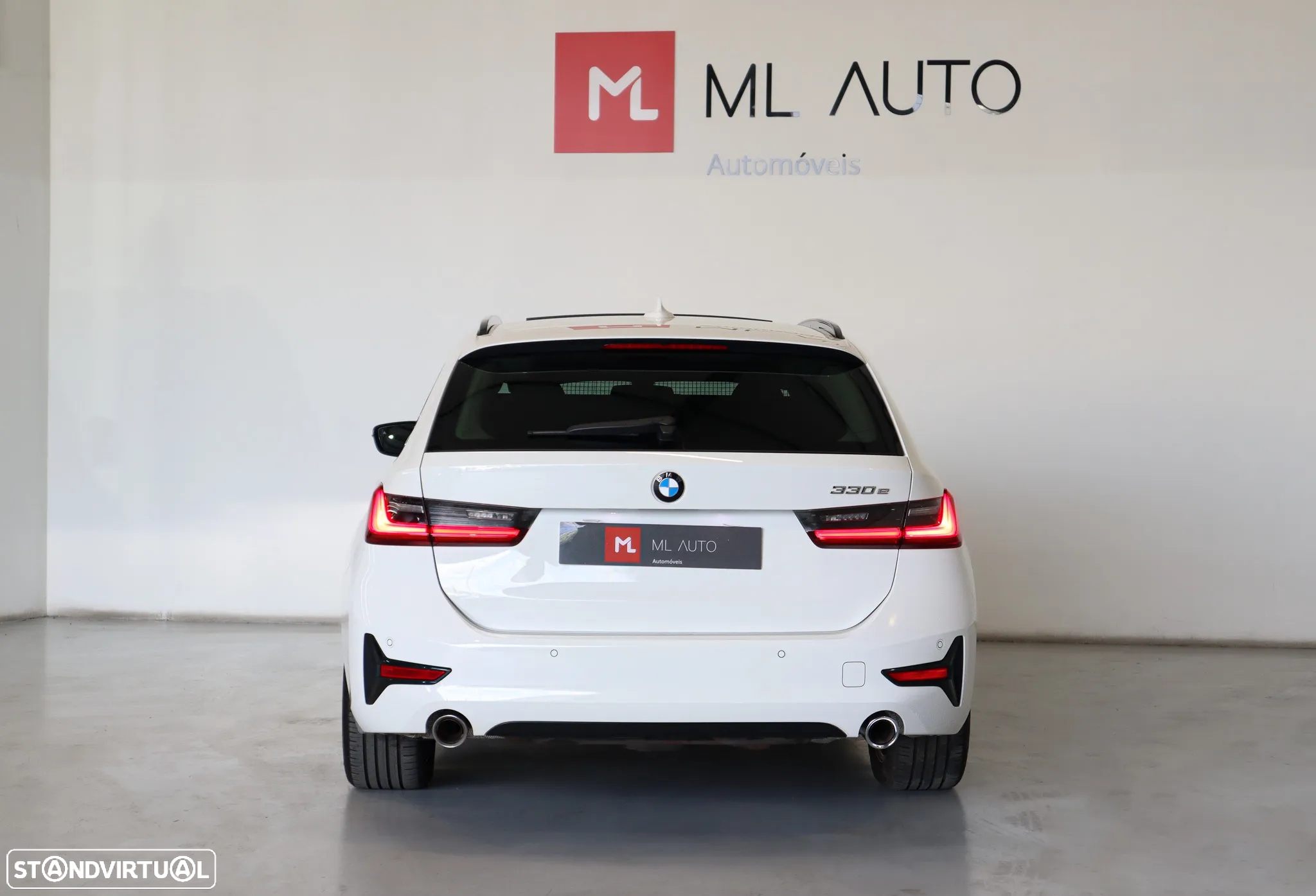 BMW 330 e Touring Line Sport Auto - 6