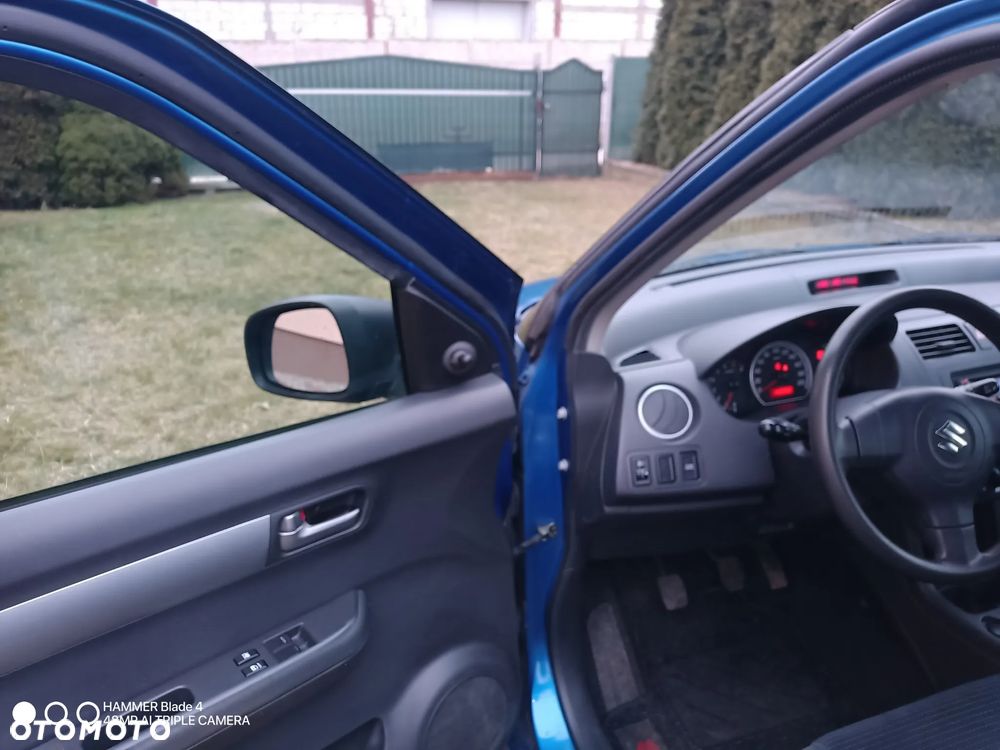 Suzuki Swift 1.3 GLX / Comfort - 22