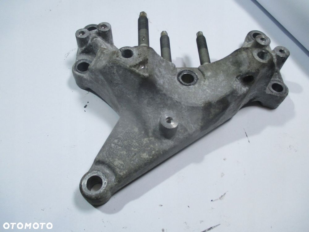 łapa mocowanie wspornik ford transit 2.0 tdci mk8 gk2q6030aa - 3