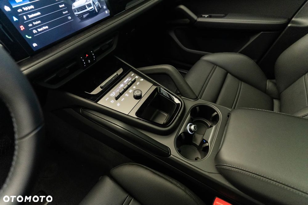 Porsche Cayenne Black Edition - 24