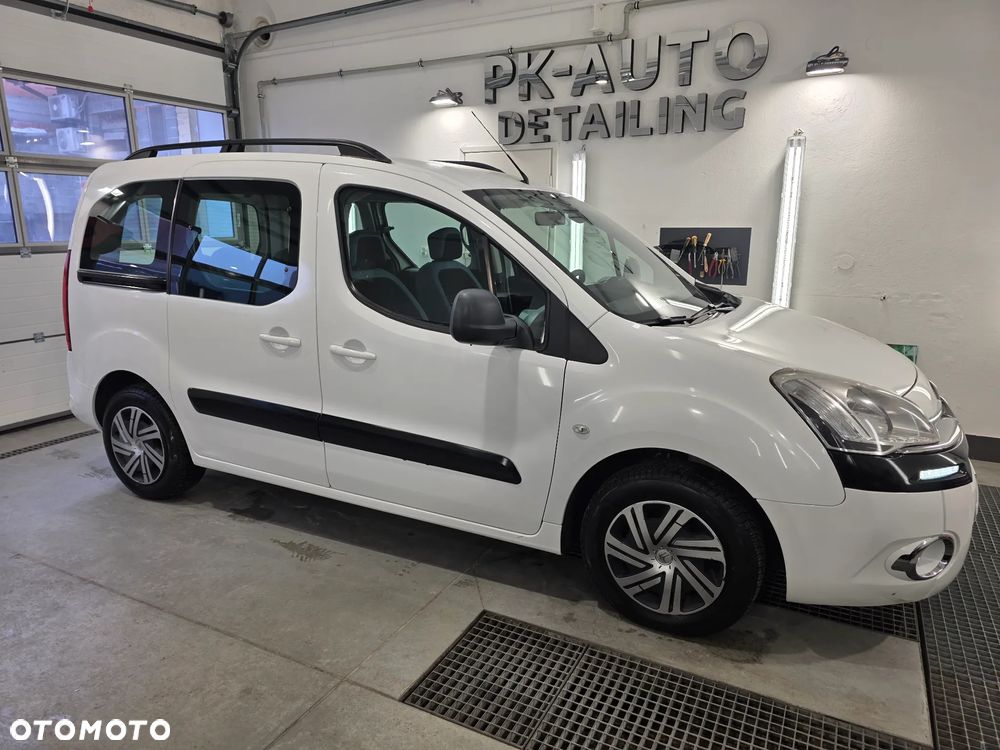 Citroën Berlingo Multispace e-HDi 90 FAP EGS6 Exclusive - 17