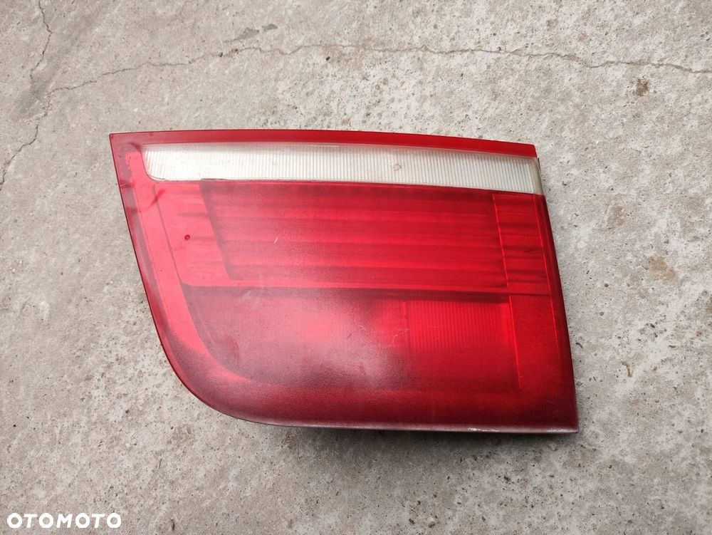 BMW X5 E70 LAMPA TYLNA PRAWA W KLAPĘ 7200822 2008R - 2