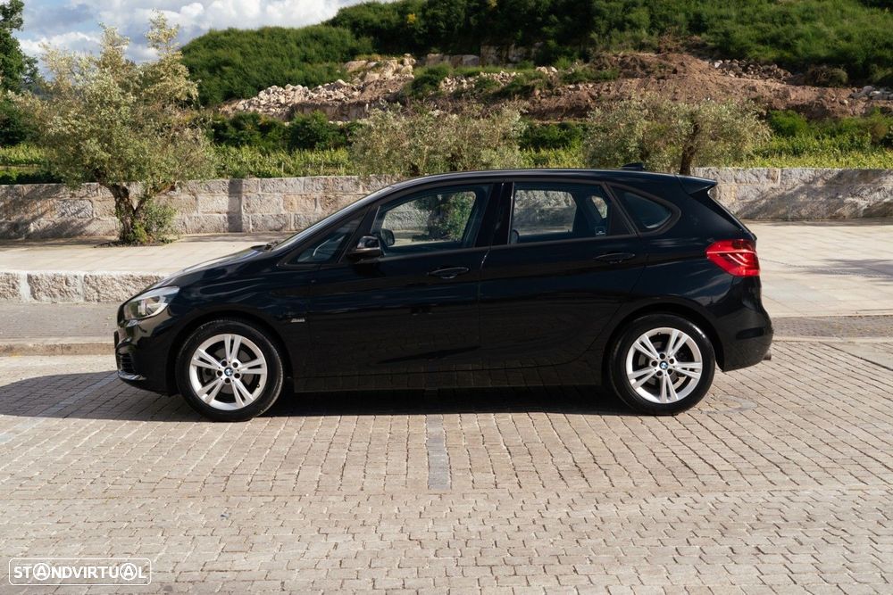 BMW 216 Active Tourer d Line Sport - 52