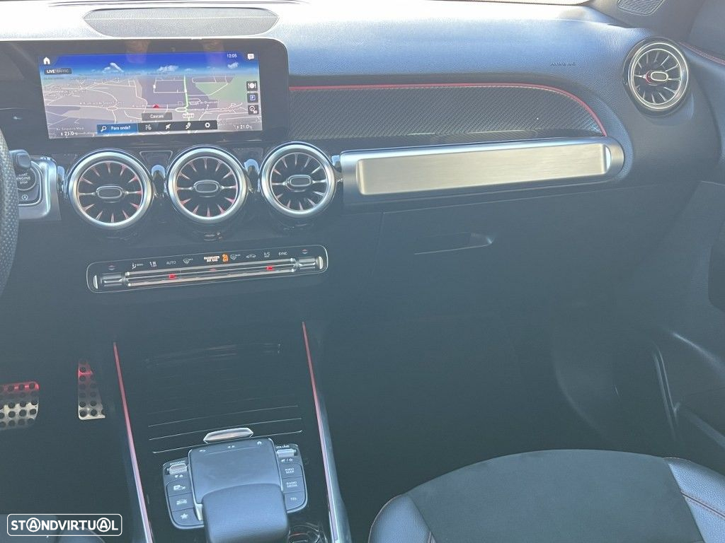 Mercedes-Benz GLB 180 d AMG Line - 19