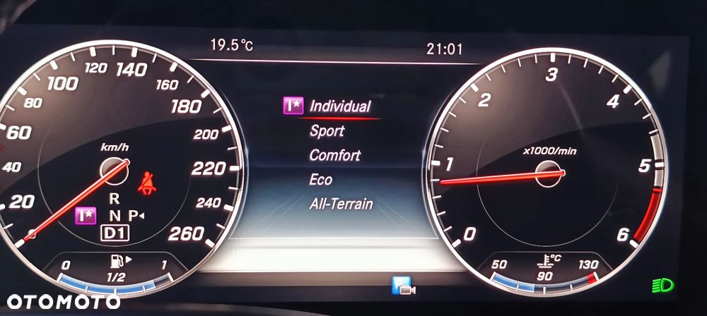 Mercedes-Benz Klasa E 220 d 4-Matic All-Terrain - 34