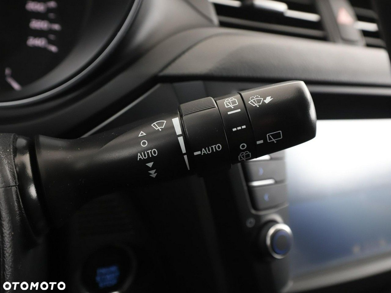 Toyota Avensis 1.8 Business Edition - 33