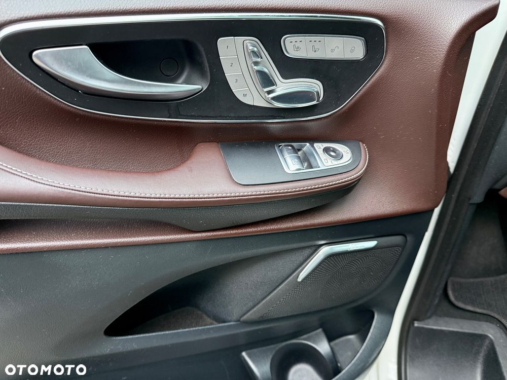 Mercedes-Benz Klasa V 250 (BlueTEC) d Avantgarde 7G-Tronic (ekstra d³) - 11