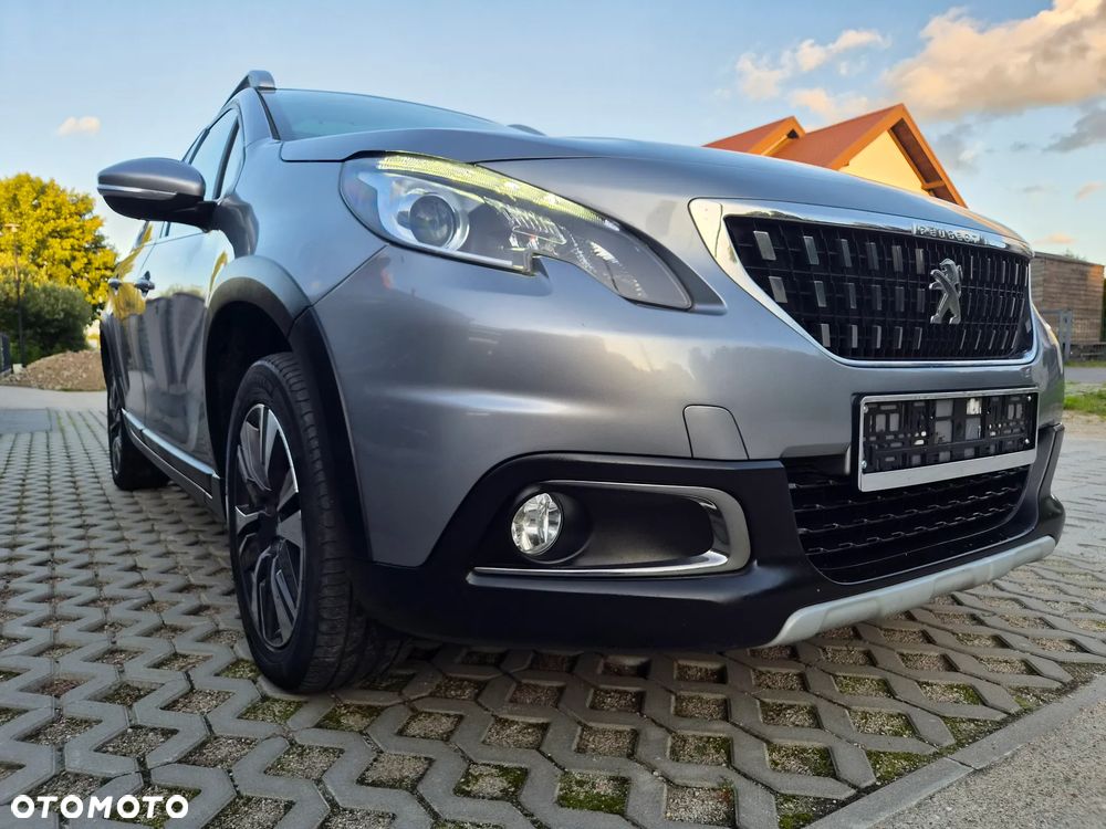 Peugeot 2008 BlueHDi 100 STOP & START Allure - 16