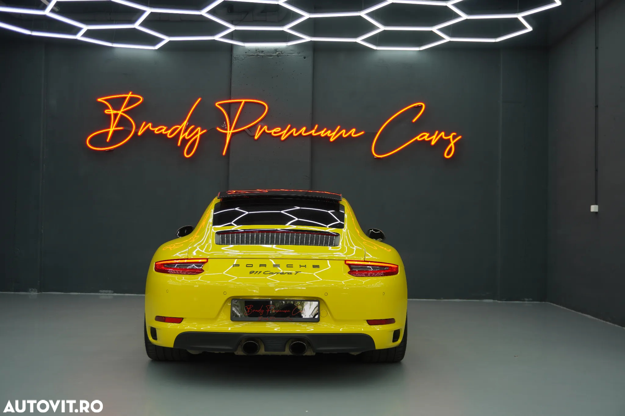 Porsche 911 Carrera PDK - 27