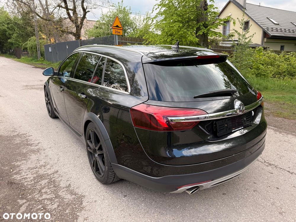 Opel Insignia 2.0 Turbo 4x4 Sport - 3