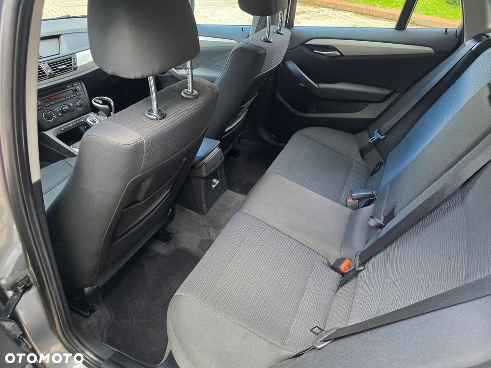 BMW X1 sDrive18i - 15